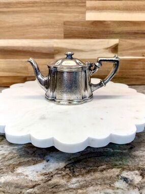 International Silver Co. Silver‑Plated Mini 8 oz Tea Pot | Solid Classic Style ☕